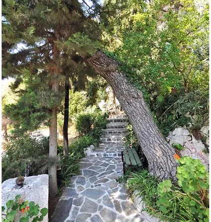 Poros Pine View Apartment Poros Town Exterior photo