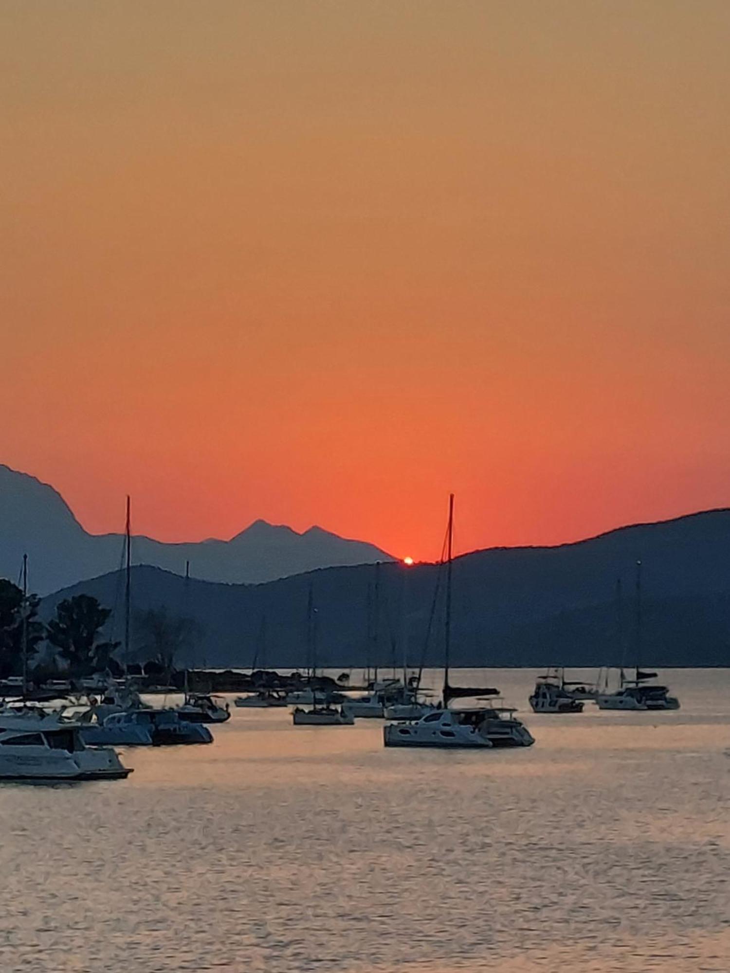 Apartment Poros Pine View Poros Town