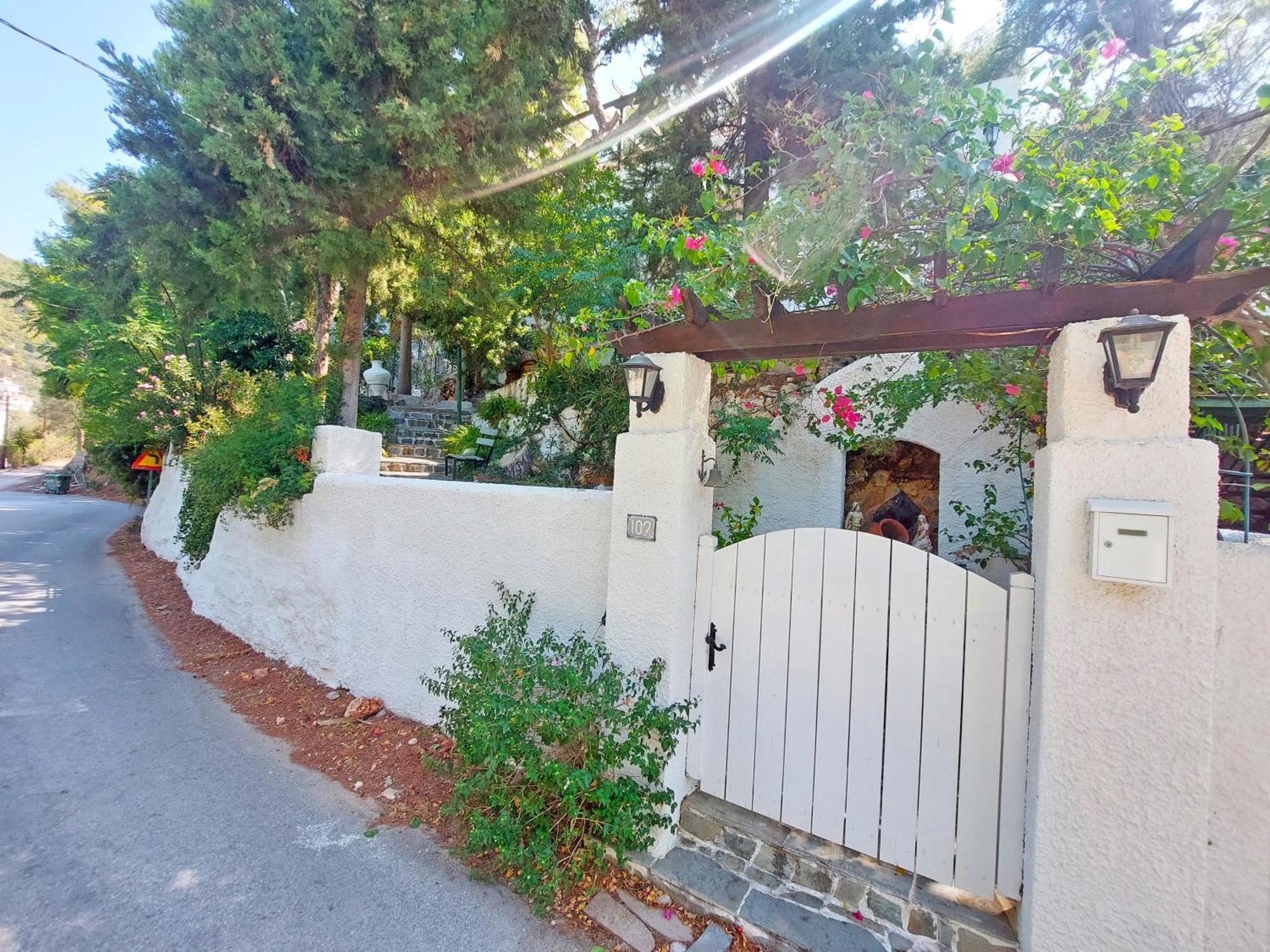 Poros Pine View Apartment Poros Town